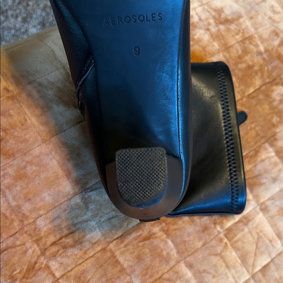 AEROSOLES Black Ankle Booties - Picture 7 of 7